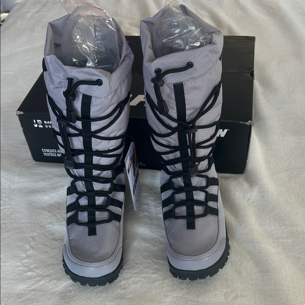 NWT Baffin Coastal Grey long winter Boots